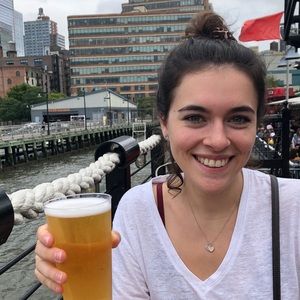 Meet your Posher, Rebecca